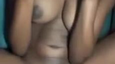 fucked whie eating pussy