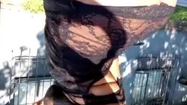 Portia Outdoor selfie